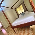 Sungura Farmhouse