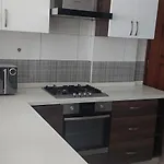 1 West Park Suites