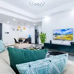 Chic 2Br City Apartment