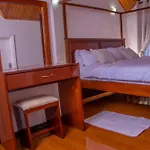 Fstar Luxury Penthouse 2 Bedroom Plus Servant Quarter