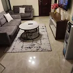 Kilimani Superb One And Half Bedroom Near Yaya Centre With Netflix