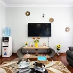 Luxurious Suite With King Bed N Pool