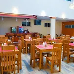 Red Ruby Hotel