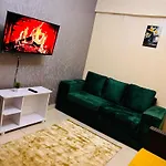 Skylarsuite Apartments