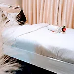 Stylish Studio Near Jkia Fedha