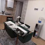 Grand Gateway Apartments