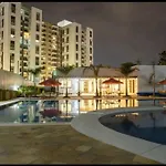 Mo\'S Place Mi Vida Garden City Mall