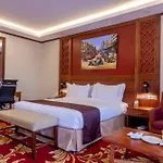 Hermosa Garden Hotel