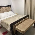 Royal 2 Bed