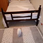 Lynx Apartments