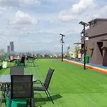 The Opulent Siayapark Apartments