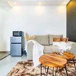 Urban Retreat 1 Bedroom Apt