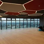 The Sunset Loft - World-Class Stylish 1 Bedroom Apartment