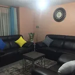 Fully Furnished 3Bedroom Apartment Near Airport Bed And Breakfast