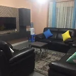Fully Furnished 3Bedroom Apartment Near Airport Bed And Breakfast