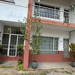 Rose Avenue 100