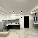 Stylish 1Br Apt With A View