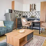 Urban Retreat 1Bedroom With Balcony And Rooftop Gym
