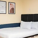 Private, Spacious Studio Apartment