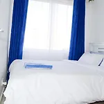Ruby Homes - 1 Bedroom Racecourse Gardens Apt