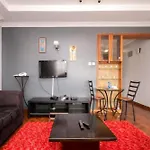 Meltonia Luxury Suites