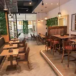 Capital M 2 Bedrooms By Bednbeyond Westlands Nairobi