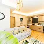 Elite Residences By Bednbeyond O72195O3I9
