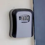 Peaceful And Unique Airport Stay