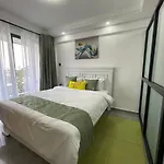 New 1 Bedroom Apartment