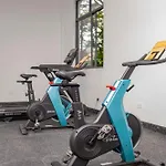 Cosy & Central 1 Bedroom Apartment In Riverside With Gym And Amazing Views