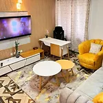 Marksy 6 Apartment