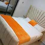 Cosy Cream Studio