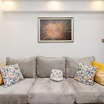 Calmcacoon Apartment