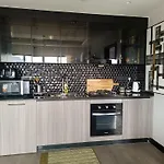 Cozy 2Bed In The Heart Of City