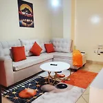 Cosy Apartment In South B