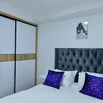 Meg\'S Serenity Suites _Kilimani