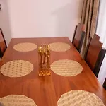 Un Accredited 2Br3Bedspoolgymfullpower Backup70Inchtv