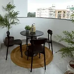 Modern 3 Bed Apartment With Pool, Kileleshwa