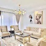 Beautifully Furnished Apartment, Kilimani, Nairobi