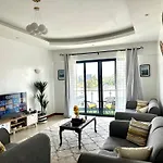 Exclusive 2Br In Westlands With Stunning City Views, Pool & Gym