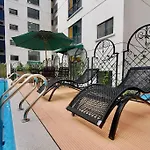 Luxe Studio With Pool, Gym And Work Space