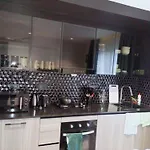 Escada Apartments -501