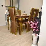 Modern Apartment Near Nairobi Airport With Swimming Pool