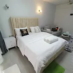 Bliss Studio