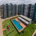Makumbi Suites 2Br Near Jkia, Sgr