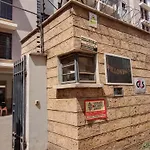 Royale Westlands