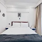 1 Bedroom Lavington Leisure Home