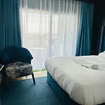 Kilimani Smarthomes Serviced Luxury One Bedroom Apartment