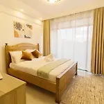 Flat In Lavington