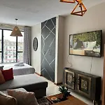Zen, Warm And Cozy Studio- Self Check-In